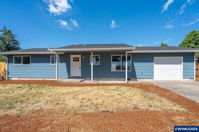 820 12th St, Lebanon, OR 97355