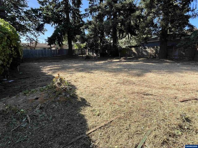 531 Riverview Dr NW, Salem, OR 97304