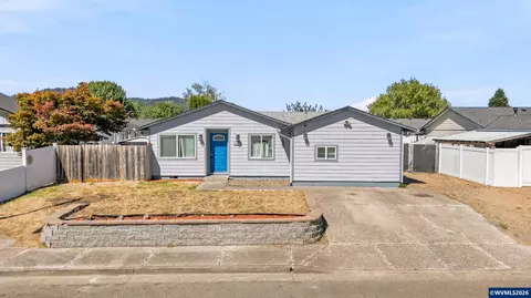2790 S 9th St, Lebanon, OR 97355