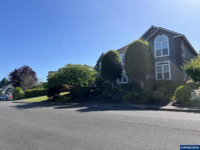 1665 Sisters Ct NW, Salem, OR 97304