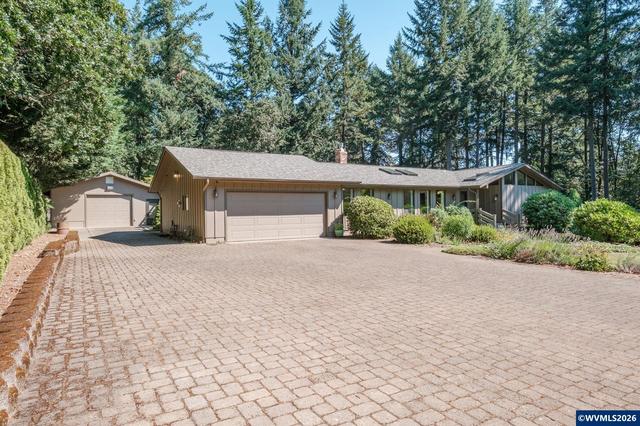 2941 Inland Dr S, Salem, OR 97302