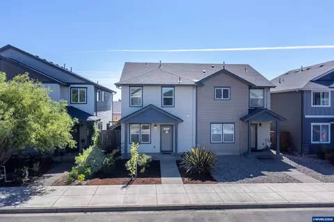 1657 SE Barberry Ave, Dallas, OR 97338