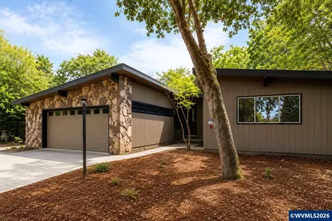4261 Gardner Rd SE, Salem, OR 97302