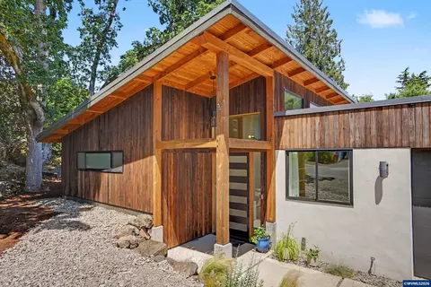 200 Welch St, Silverton, OR 97381 photo 5
