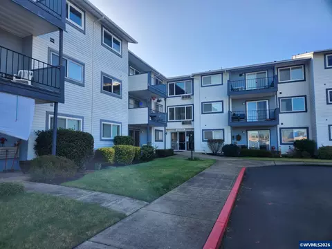 950 Evergreen Apt 110 Rd, Woodburn, OR 97071