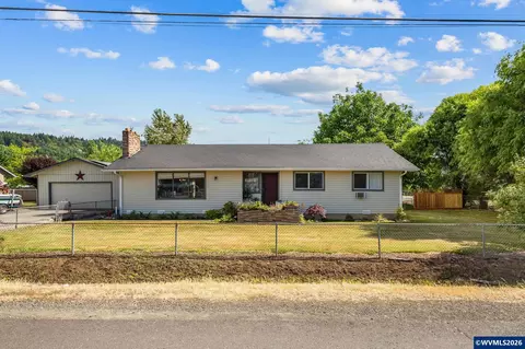 4509 Long St, Sweet Home, OR 97386