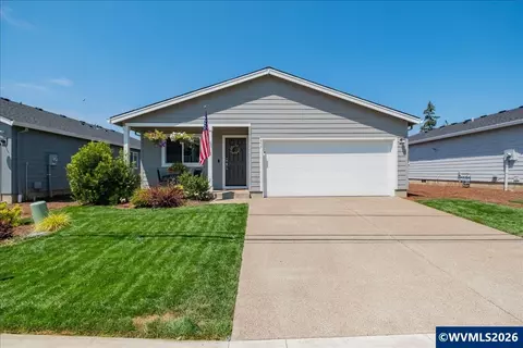 537 Russell Dr, Lebanon, OR 97355