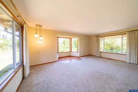 Living - 11124 Wagner Rd, Lyons, OR 97358 photo 1 of 7