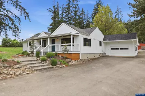5801 NE Abbey Rd, Carlton, OR 97111