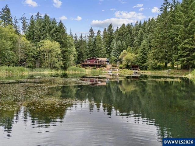 22606 Milk Ranch Rd NE, Scotts Mills, OR 97375