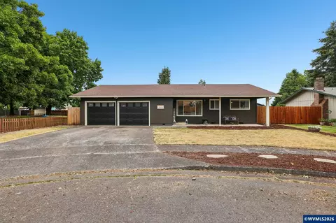 1444 Wespark Ct, Stayton, OR 97383