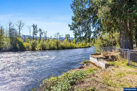 View/Area - 40637 Shoreline Dr, Lyons, OR 97358 photo 5 of 6