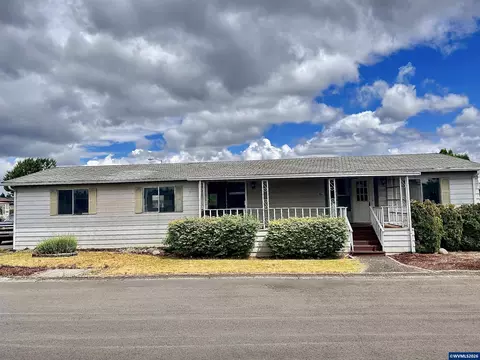 5422 Portland Rd NE #129, Salem, OR 97305