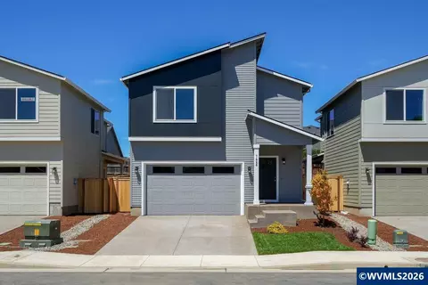 7426 SE Berg Dr, Corvallis, OR 97330