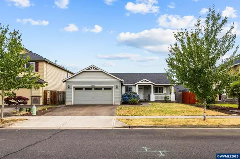 3090 Reed Ave, Woodburn, OR 97071