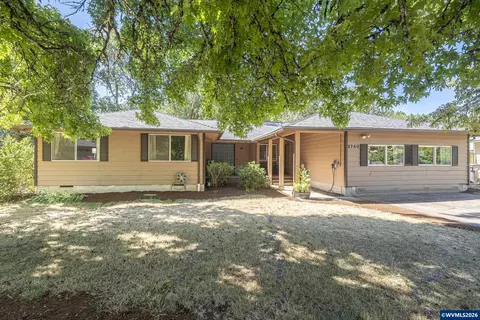 3740 NW Chinquapin Pl, Corvallis, OR 97330