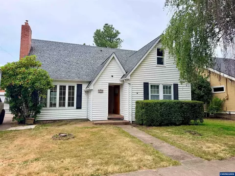 399 24th St Ne St NE, Salem, OR 97301
