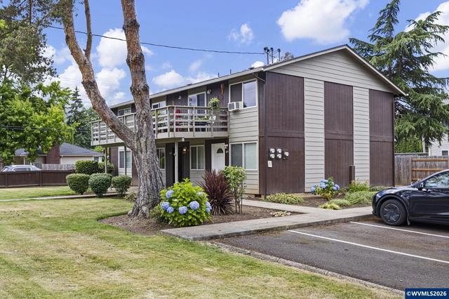 805 Gerth Ave NW, Salem, OR 97304