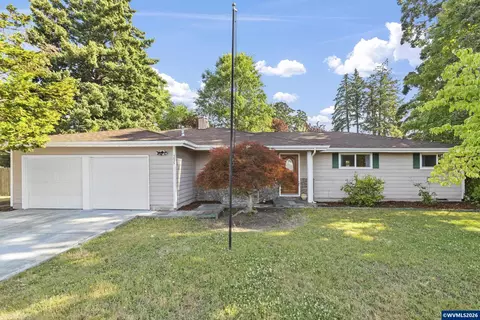 3825 Stephens St NE, Salem, OR 97305
