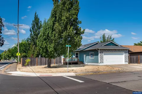 1901 Starker Pl, Philomath, OR 97370