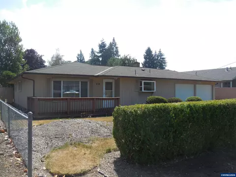 Exterior - 542 Clarmar Dr NE, Salem, OR 97301 photo 2 of 5