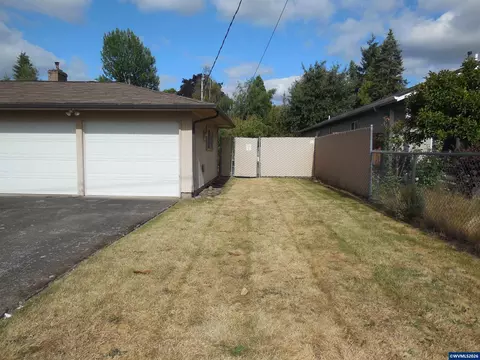 542 Clarmar Dr NE, Salem, OR 97301 photo 2