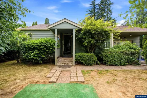 3355 Maywood Dr SE, Salem, OR 97302