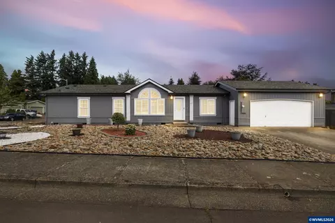 1035 Cedar Hill Ct SE, Salem, OR 97306