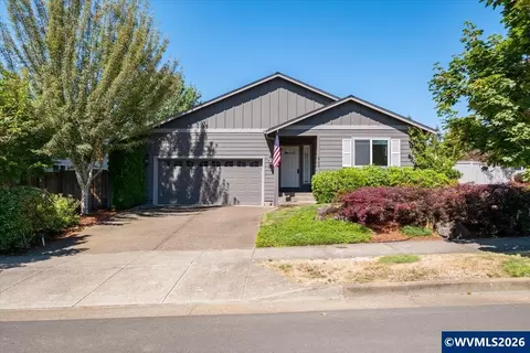 2702 Oak Ridge St NW, Albany, OR 97321