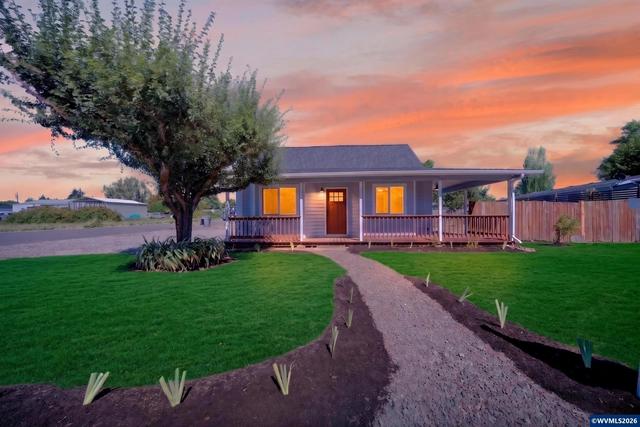 2411 S 6th St, Lebanon, OR 97355