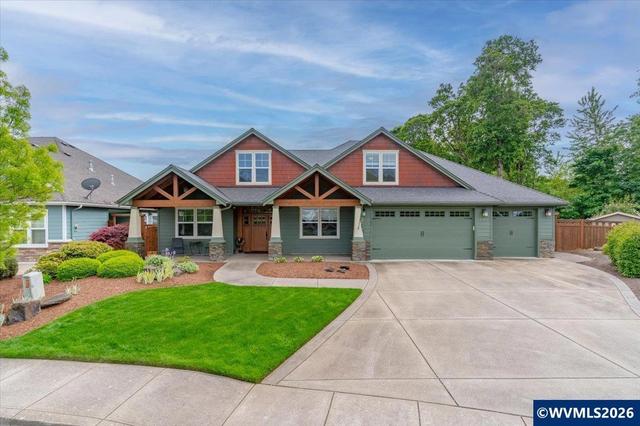 1367 SE Academy St, Dallas, OR 97338
