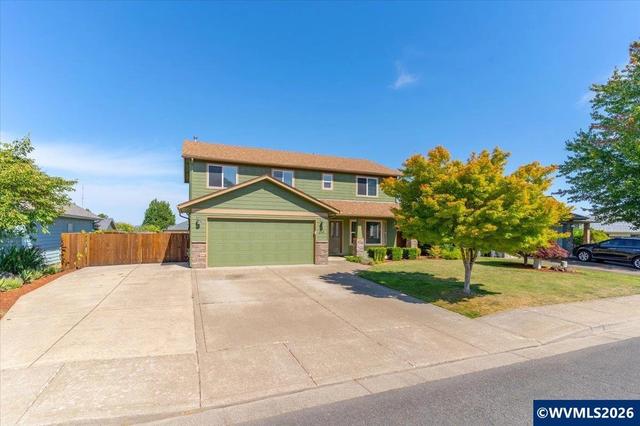 614 NW Heath St, Dallas, OR 97338