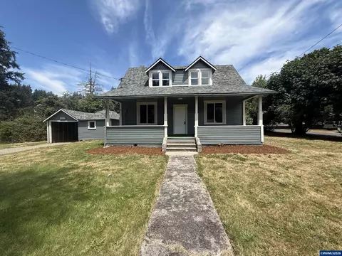 475 NE Alder St, Mill City, OR 97360