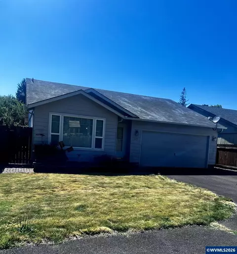 895 Penn Ln SE, Salem, OR 97317
