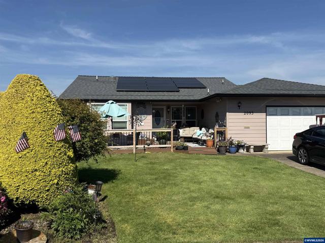 2093 Astor Way, Woodburn, OR 97071