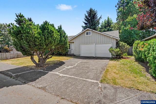 4506 Pennsylvania Ave SE, Salem, OR 97317
