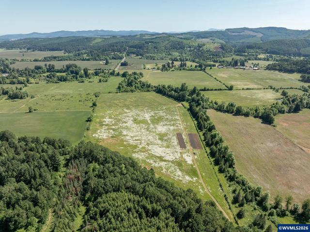 17940 Falls City Rd, Dallas, OR 97338