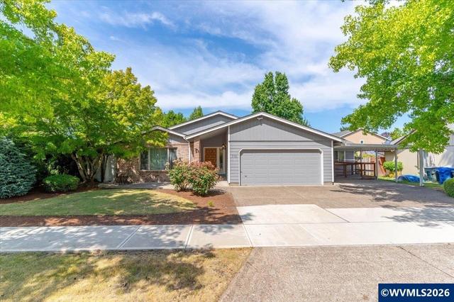 715 Wildflower St NE, Salem, OR 97301