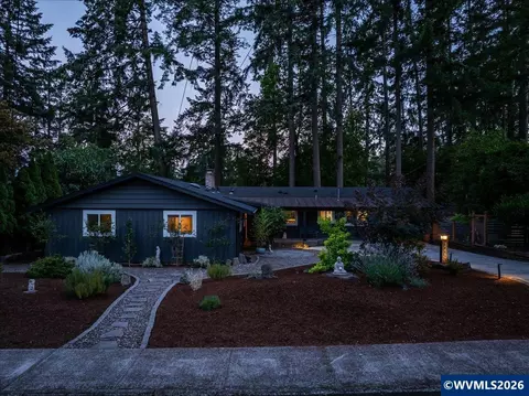 3220 NW Mckinley Dr, Corvallis, OR 97330