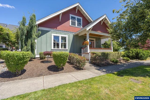 1400 Emerson Ln, Monmouth, OR 97361