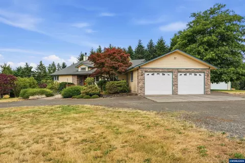 37808 Farris Rd, Scio, OR 97374
