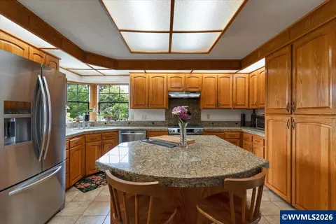 Kitchen - 595 W Main St, Sublimity, OR 97385 photo 2 of 4