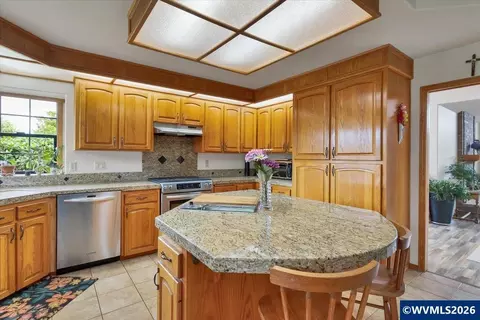 Kitchen - 595 W Main St, Sublimity, OR 97385 photo 4 of 4