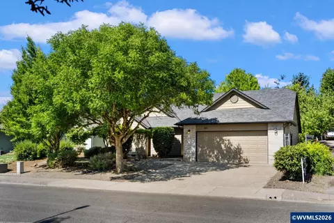 891 Whitetail Deer St NW, Salem, OR 97304