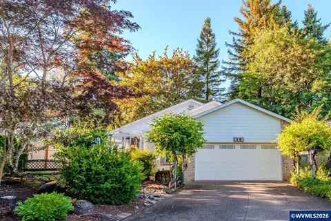 525 Mill Stream Woods Rd, Stayton, OR 97383