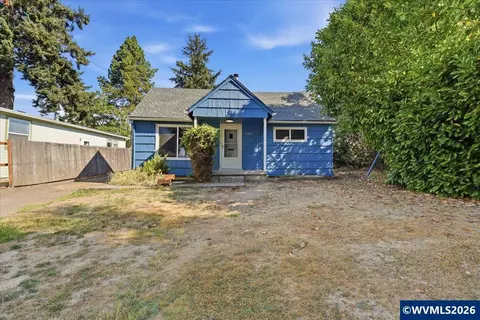 777 12 E Milton St, Lebanon, OR 97355