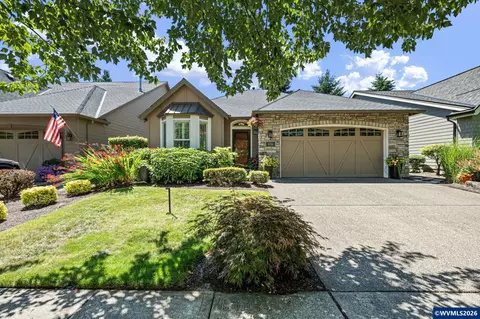 426 Troon Ave, Woodburn, OR 97071