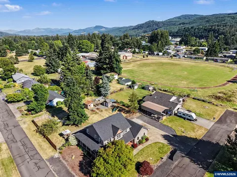 View/Area - 764 3rd St, Lyons, OR 97358 photo 4 of 6