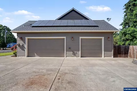 Exterior - 764 3rd St, Lyons, OR 97358 photo 2 of 13