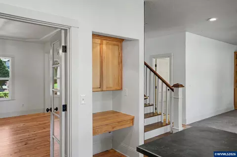 Entry Way - 764 3rd St, Lyons, OR 97358 photo 3 of 7